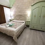 Garibaldi Hotel apartamentowy
