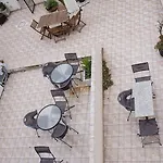 Hotel apartamentowy Garibaldi 4*