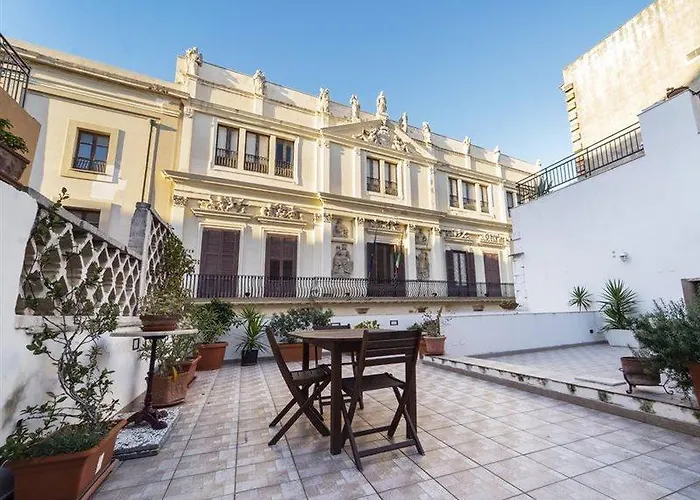 Garibaldi Aparthotel 3*