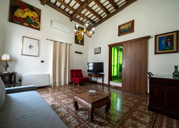 Garibaldi Aparthotel Trapani