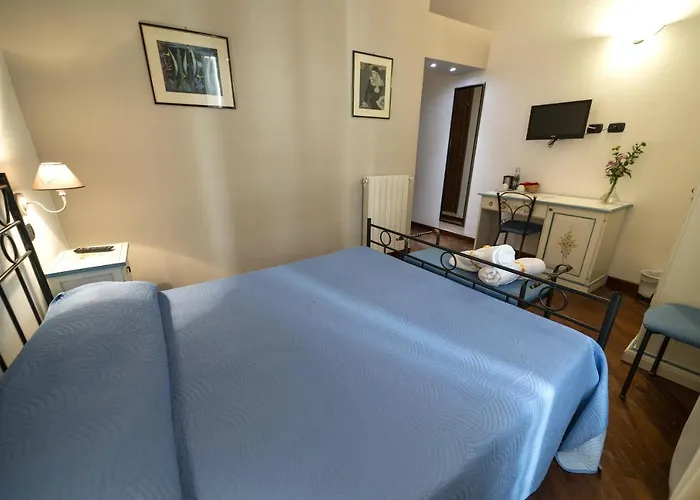 Garibaldi Apartahotel