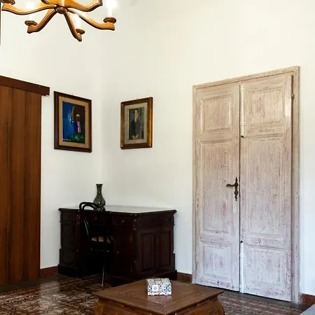 Hotel apartamentowy Garibaldi