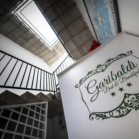 Garibaldi アパートホテル 4*