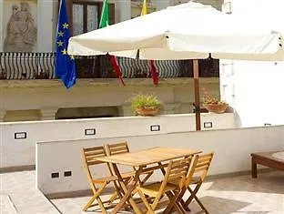 Lägenhetshotell Garibaldi 4*